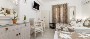 Studio for 3 - Panos Studios Paros